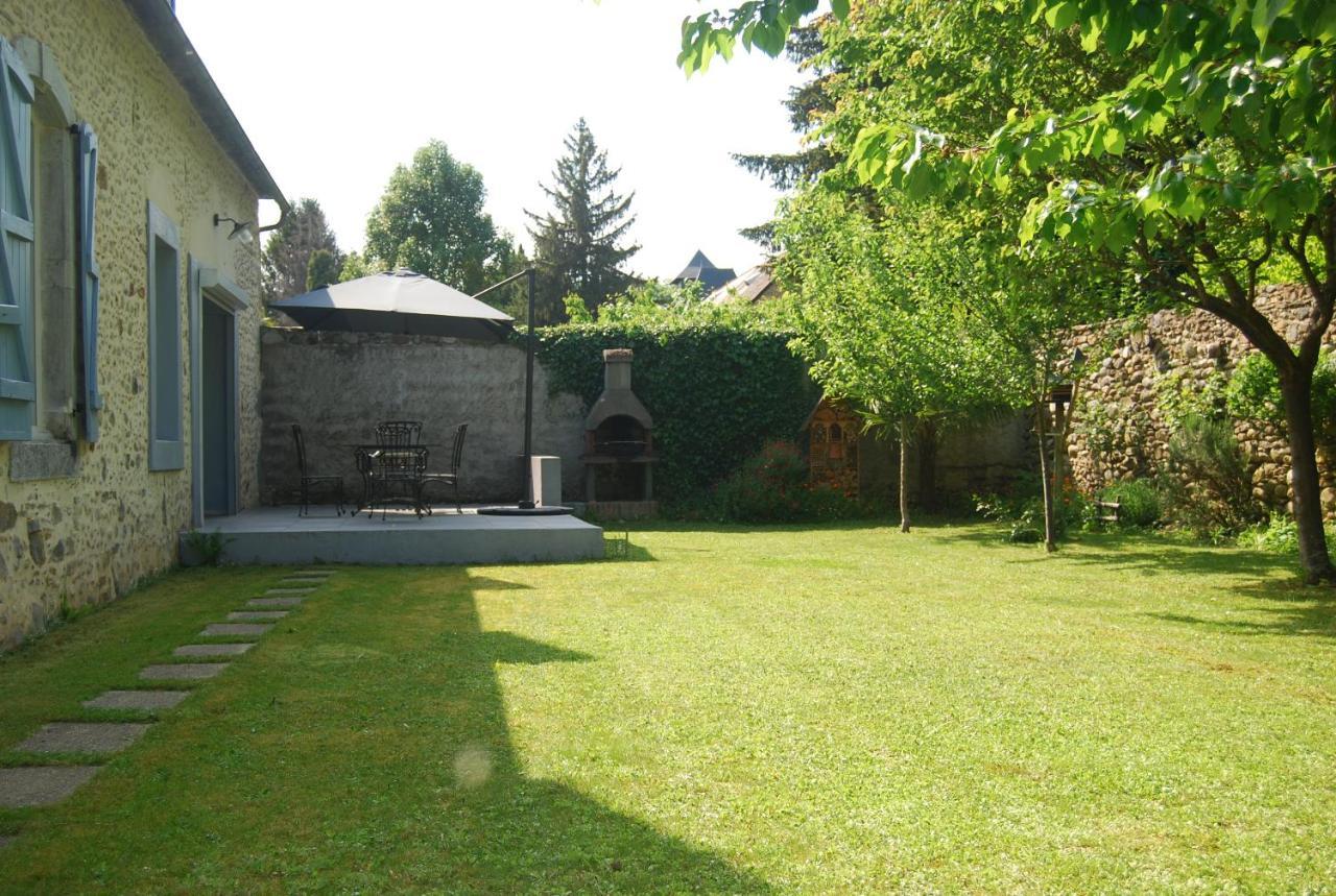La Ferme Aux Fleurs Bed & Breakfast Ossun Dış mekan fotoğraf